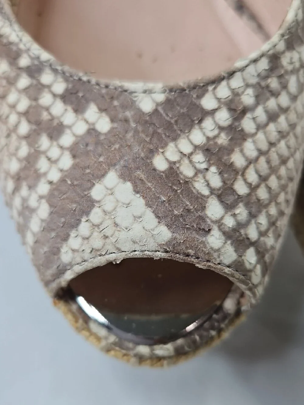 Stuart Weitzman Cream Snakeskin embossed leather espadrille sandal 39.5/9 - Picture 5 of 10